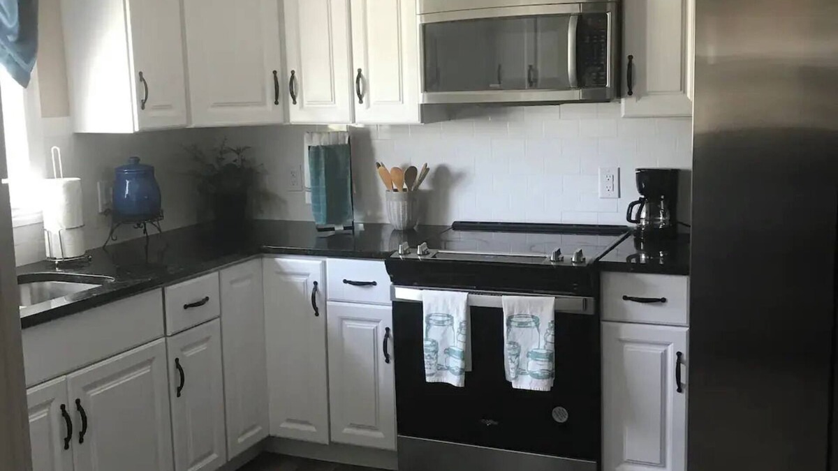 West Odessa House | White Cactus