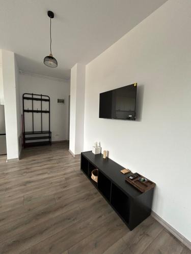 Alba Iulia Apartment | White citadel apartment