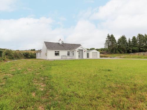 Abbeyfeale House | White Cottage