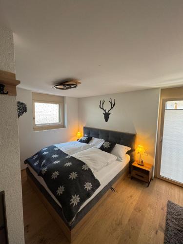 Busserach Apartment | White Flake