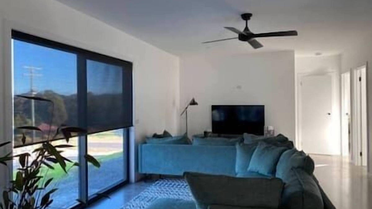 Broadwater House | White Fox Retreat