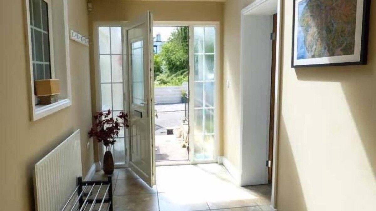 Great Clifton Cottage | WHITE GABLES, family friendly, with a garden in Great Clifton