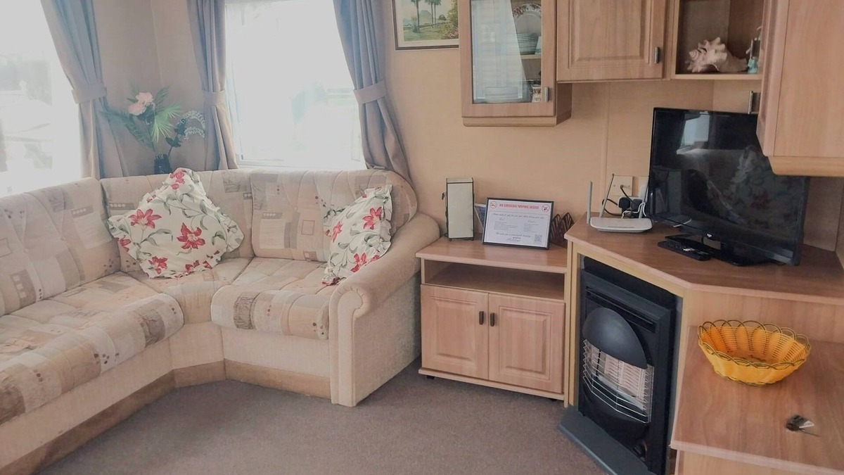 Icklesham Apartment | White Haven - with 2 double rooms