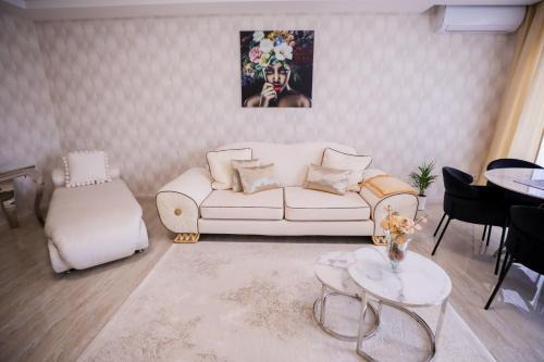 Nyiregyhaza Apartment | White Home Luxury