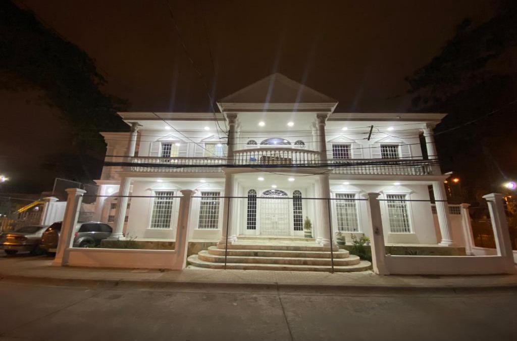 Garzota Apartment | WHITE HOUSE