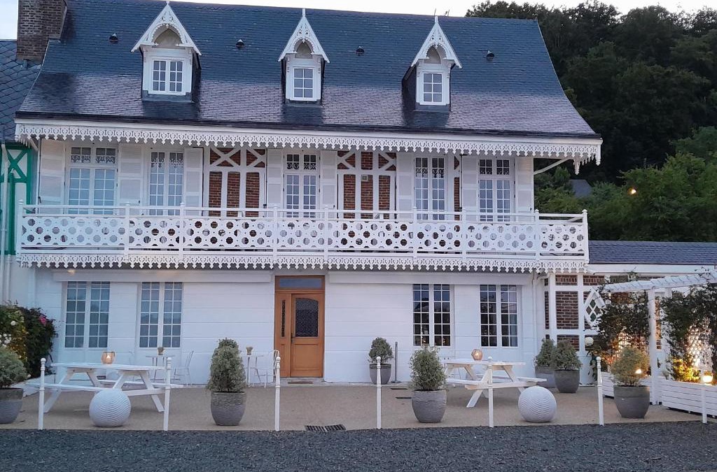 Villequier House | White House, maison d'hôtes