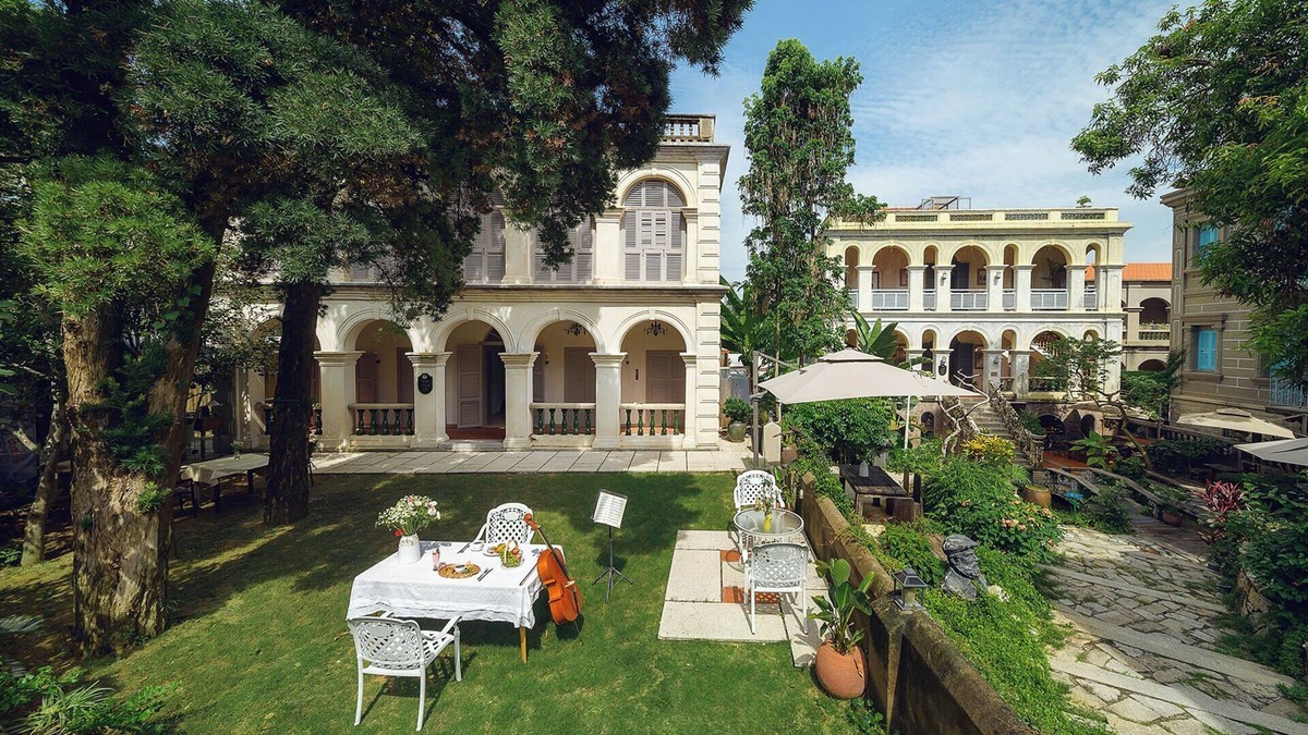 Siming Hotel | White House Monet Garden Coffee