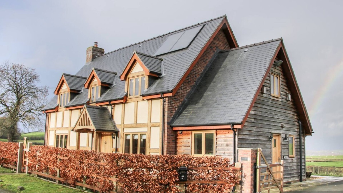 Montgomery Cottage | WHITE HOUSE, pet friendly, luxury holiday cottage in Montgomery