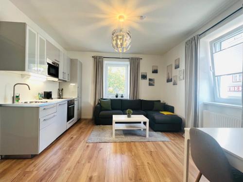 Muerzzuschlag Apartment | White Inn - Kuschelige Ferienwohnung