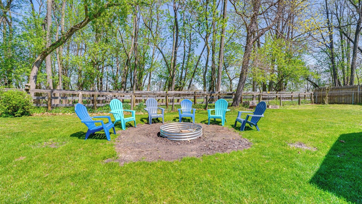 White Lake Cottage | White Lake Vacation Rental ~ 5 Mi to Skiing!