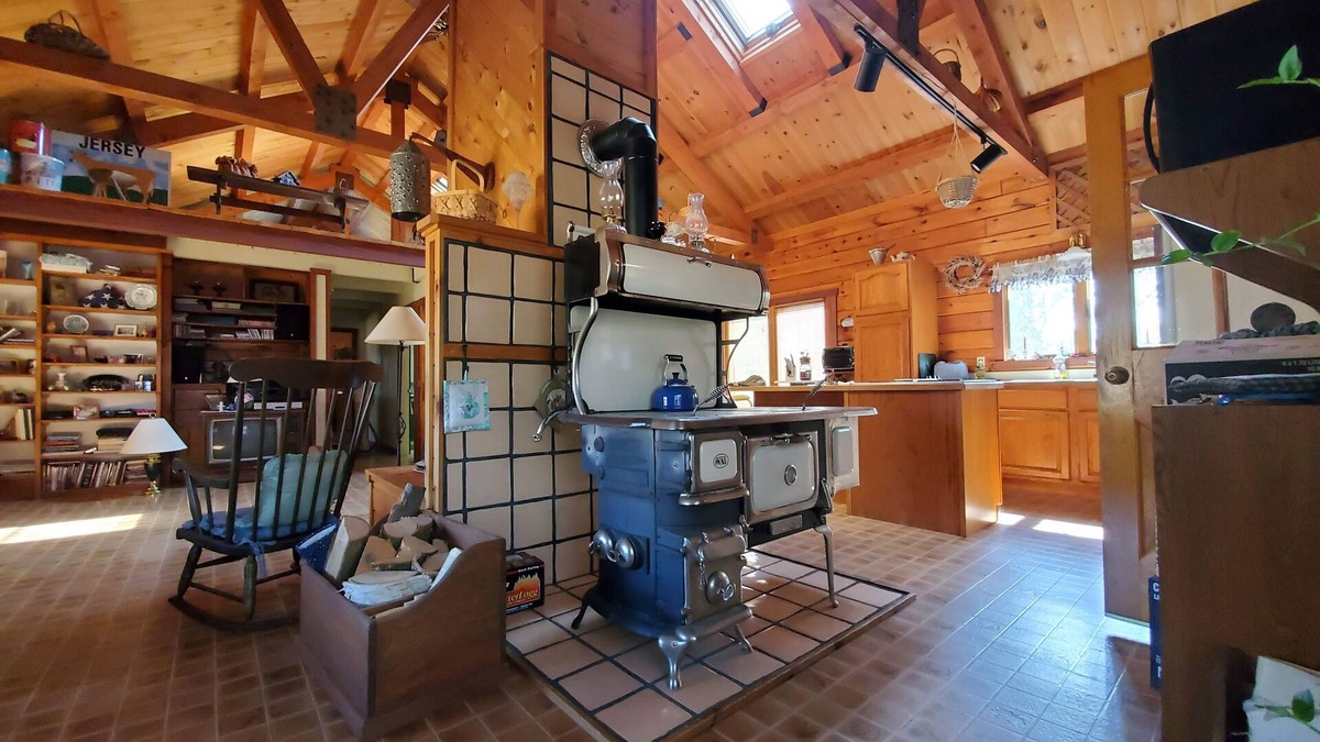 Warren Cabin | White Mountains Vista Lodge