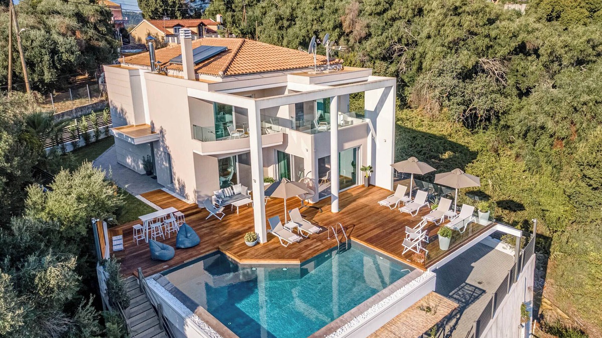 Afra Villa | White Pearl Premium Villa by White Dream Villas