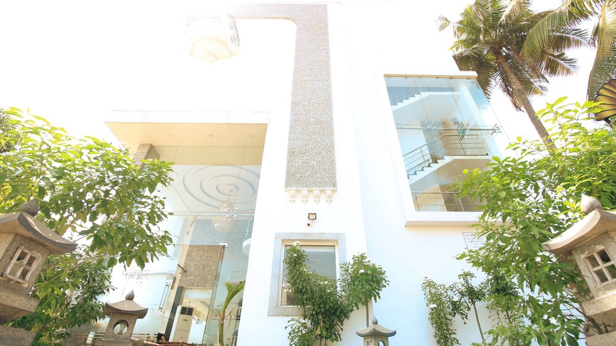 Kuilapalayam Hotel | White Pearl Residency