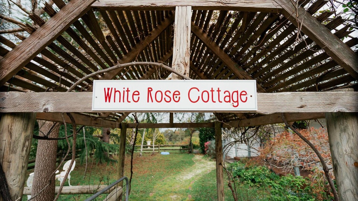 Chum Creek House | White Rose Cottage Healesville