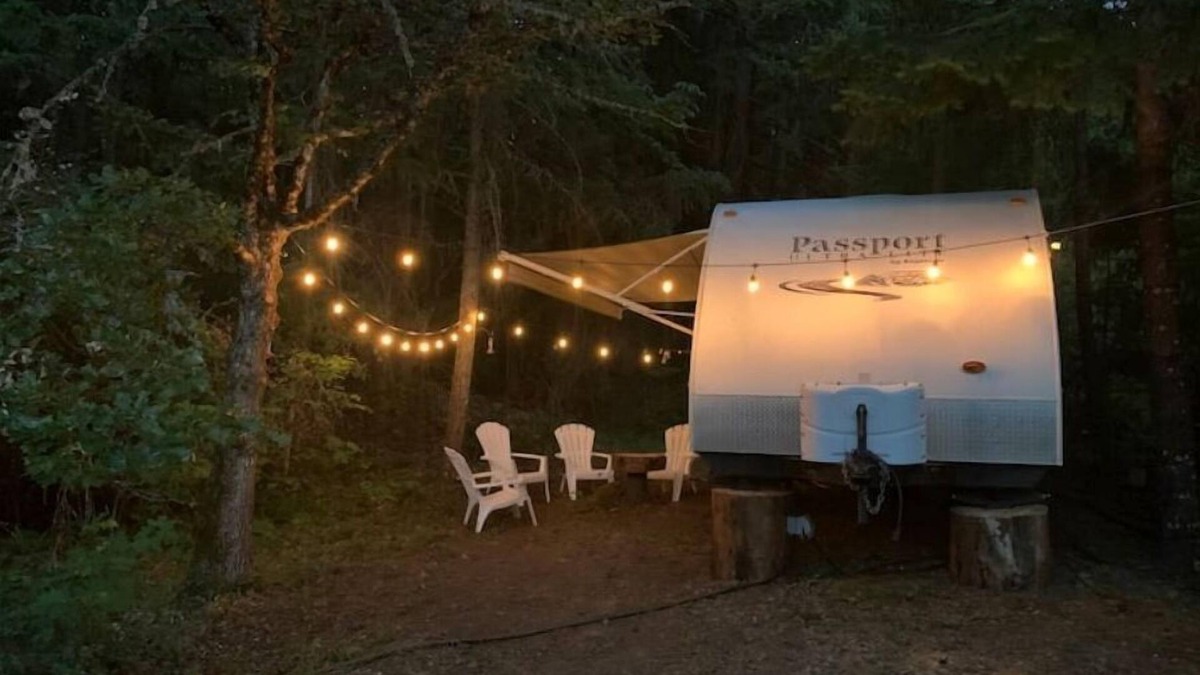 White Salmon House | White Salmon Camp Out (Cold AC, Fire Ring, BBQ)