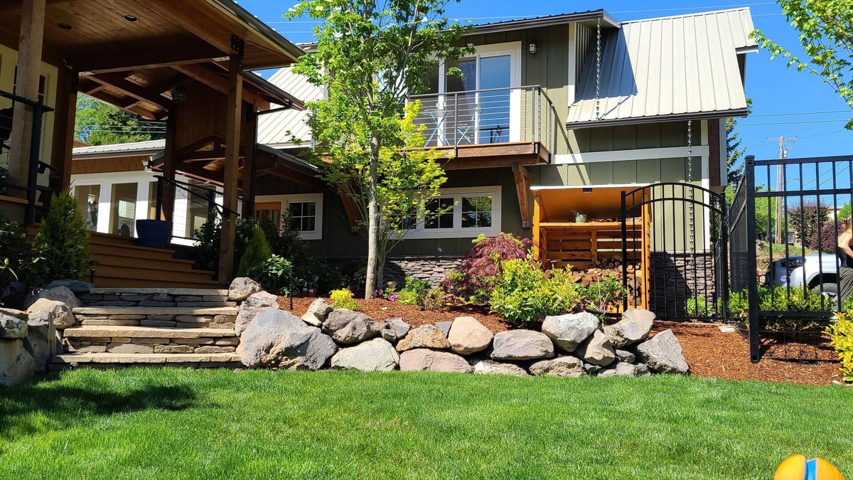 White Salmon House | White Salmon Guest Studio
