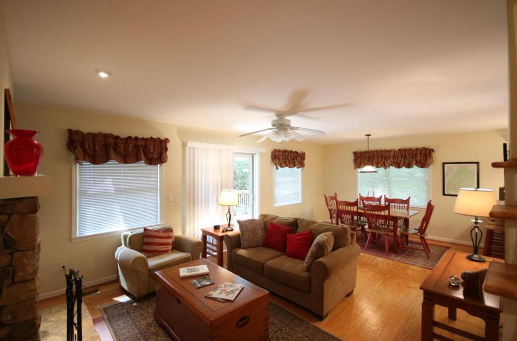 Brevard House | White Squirrel`s Nest