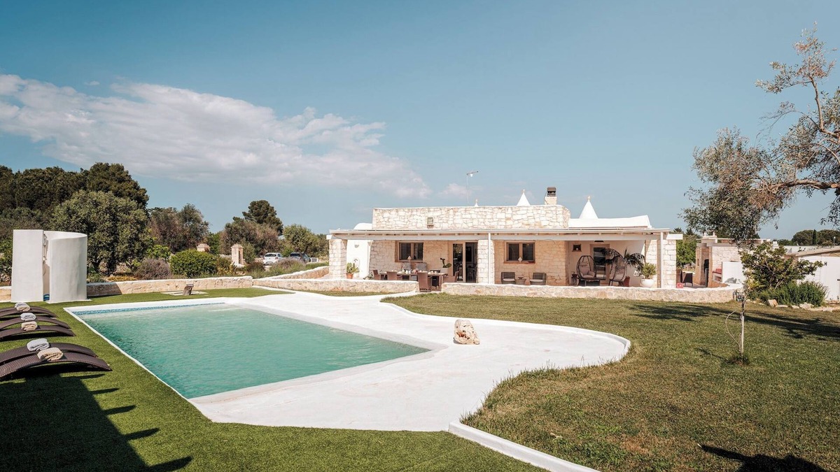 Ostuni Villa | White Stone House 6+1, Emma Villas