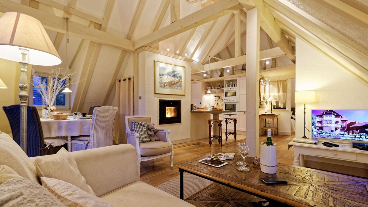 Riquewihr Apartment | WHITE STORK* - elegant loft apartment with spectacular views.