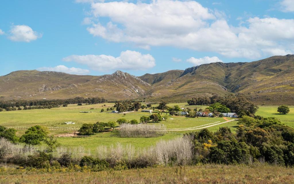Stanford House | White Water Farm