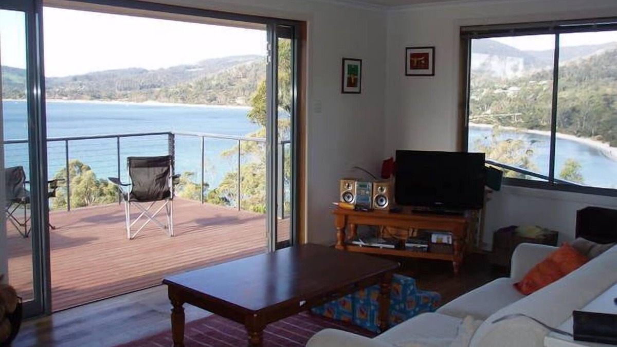 White Beach House | Whitebeach Holiday House
