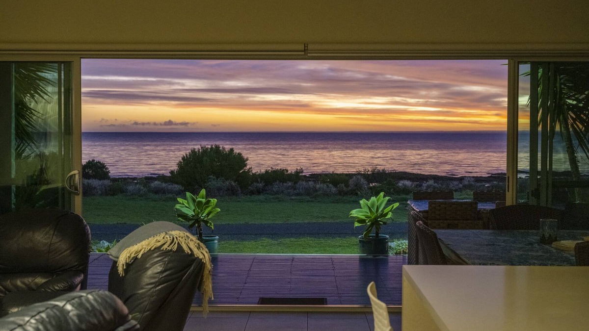 Para Wurlie House | Whitehaven ~ Absolute Beachfront!