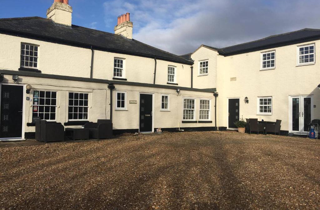 St Neots House | Whitehouse Cottage - Great Paxton