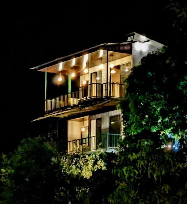 Pali Bed & Breakfast | WhiteMist by Shellters