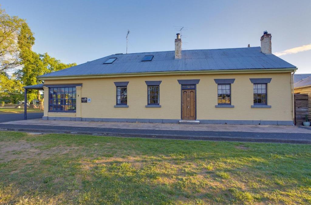 Bothwell House | Whites Corner