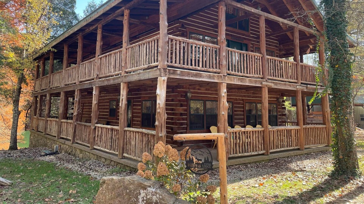 Rome Cabin | Whitetail Lodge, Twin Lakes Country Cabins