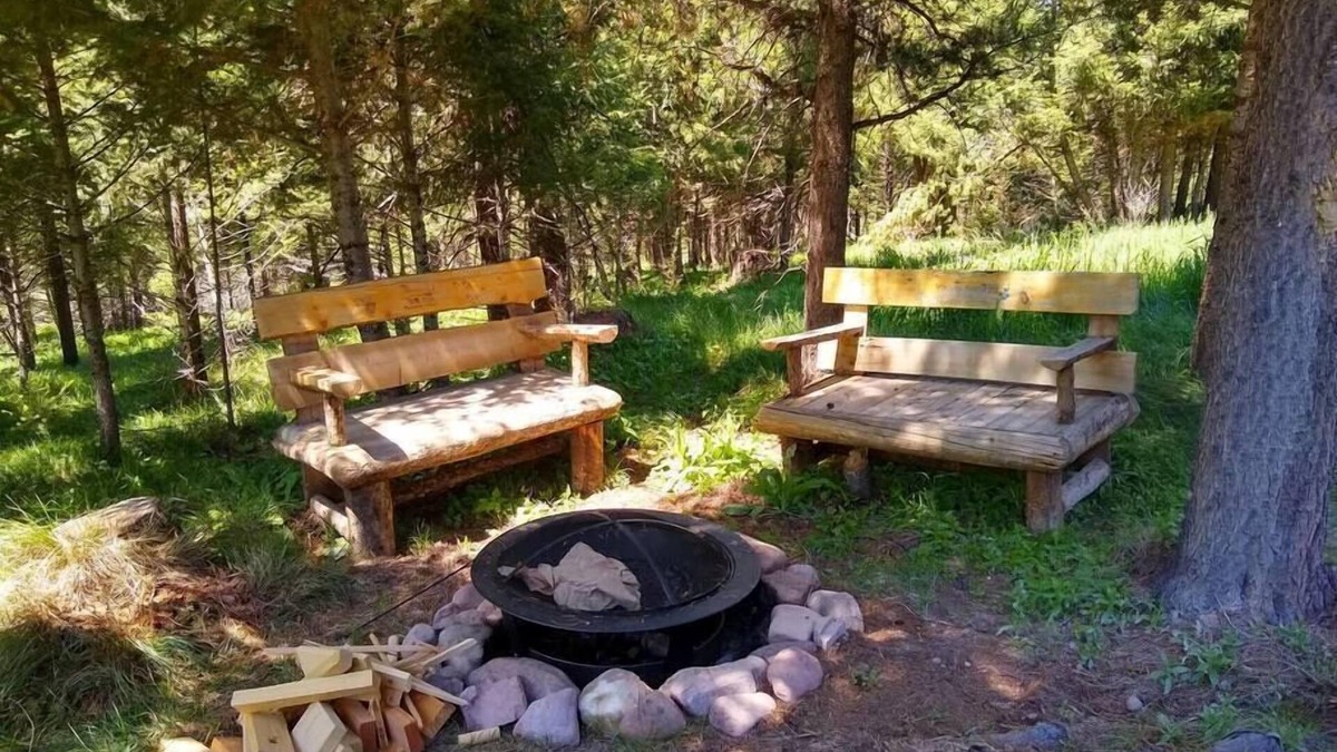 Seeley Lake Apartment | Whitetail View, Secluded, Hot Tub-Spectacular View.