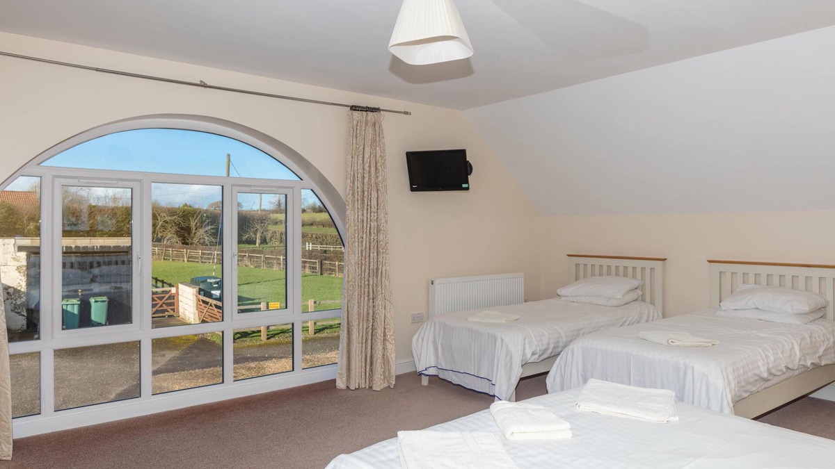 Hardstoft House | Whittonlodge B&B & Holiday let