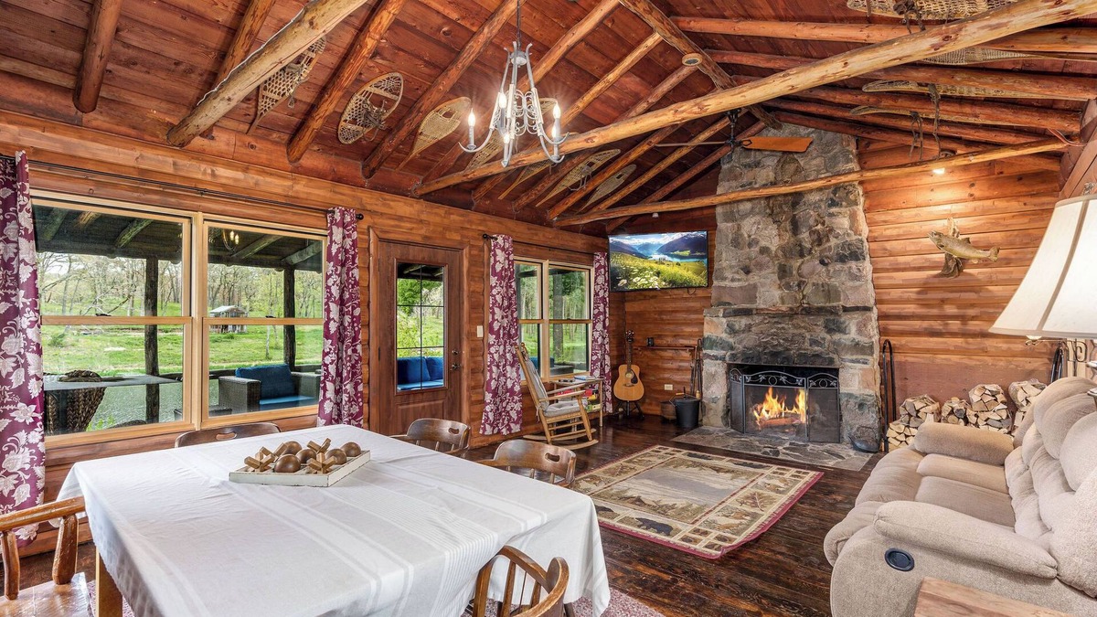 St Croix Falls Cabin | Who knew "Up North" could be so close to home!