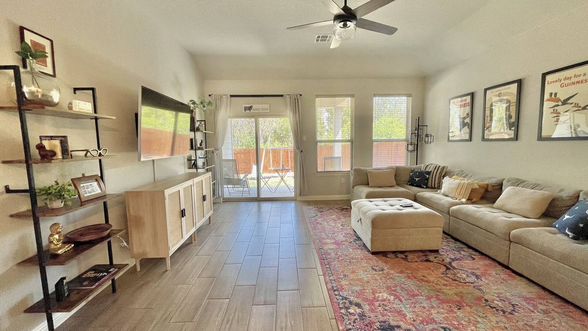 Austin House | Whole home! 3BR/2BA Family-Friendly Rental Near Austin Airport–Great Amenities!