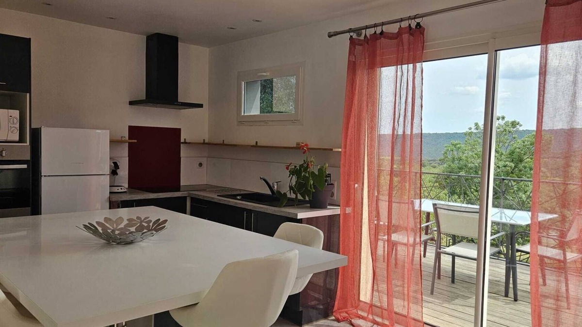 Le Bosc Apartment | Whole house escape nature