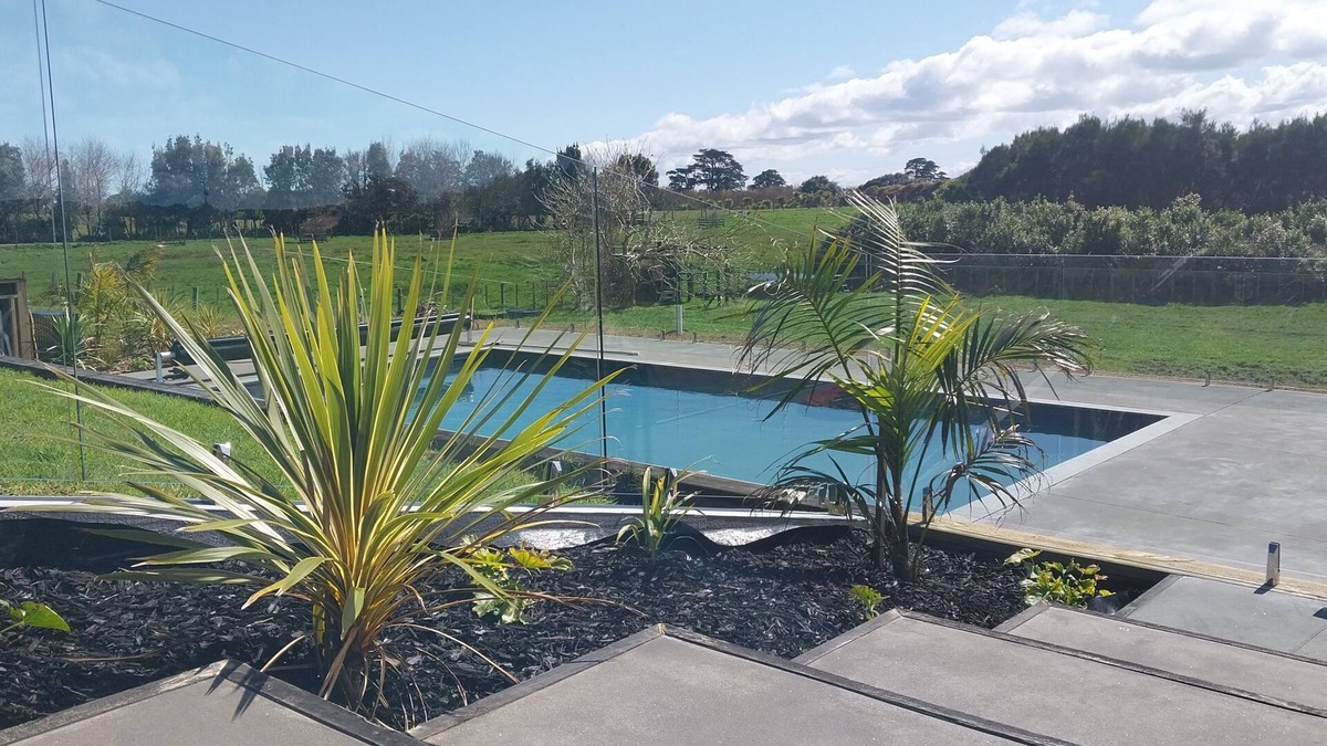 Muriwai House | Whole house, heated pool, spa, gym!