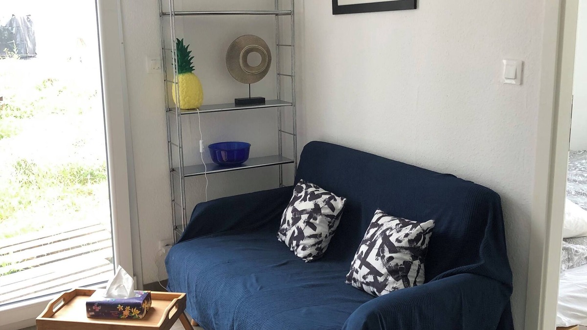 Leymen House | Whole house in Basel -Leymen charming retreat with your animals