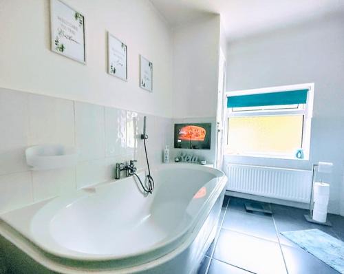 Blacon House | Whole house, near Chester centre