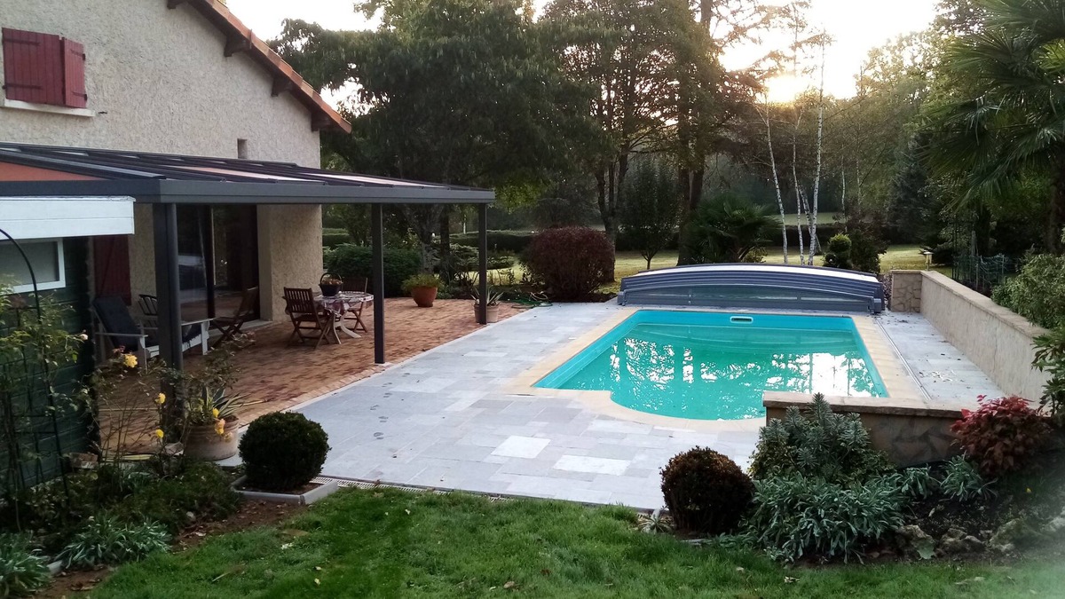 Rochechouart House | Whole house with pool ideal for families