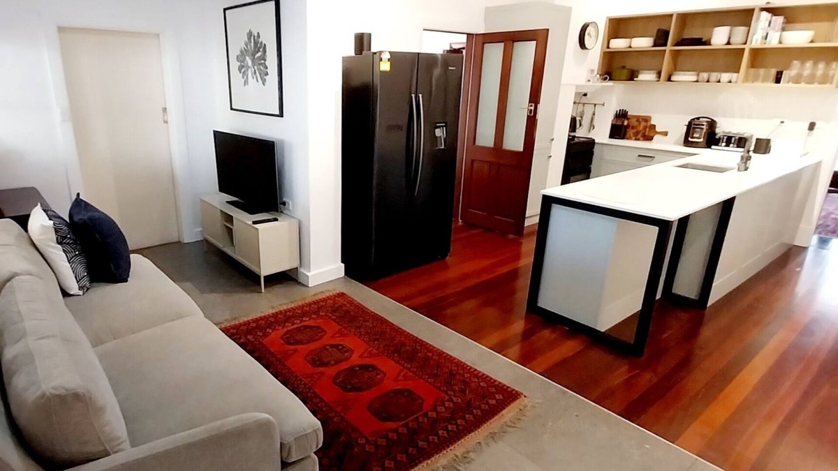 Whyalla House | Whyalla House - Home2Home Executive Accommodation