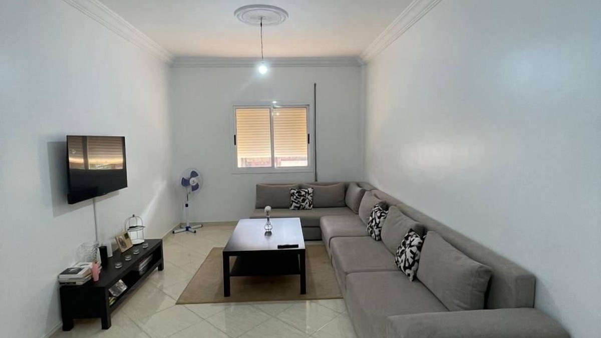 Khemisset Apartment | Wi-Fi + Free Parking + Amazon Prime & Netflix + Full Kitchen + Washing Machine
