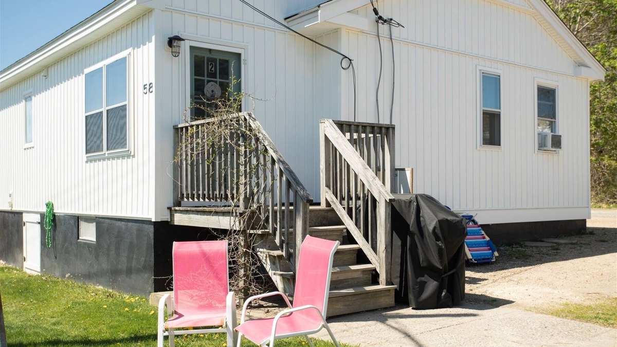 York Beach House | Wicked Close to Long Sands Beach! #2