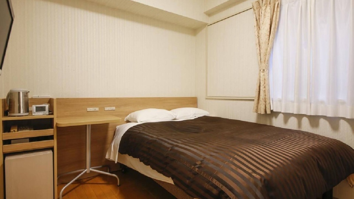 Nishi Hotel | Wide bed single bed width 140cm WiFi correspond/Osaka Ōsaka