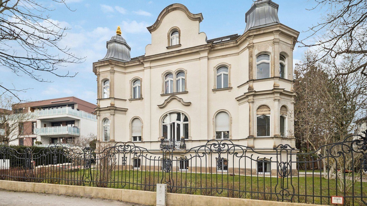 Sudvorstadt-Ost Apartment | Wiener Palais: Am Zoo-park, Workplace, Family, 7 pers., Smart-tv
