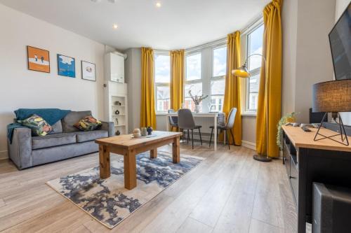 Penylan Apartment | WiFi | 2 guests | Smart TV
