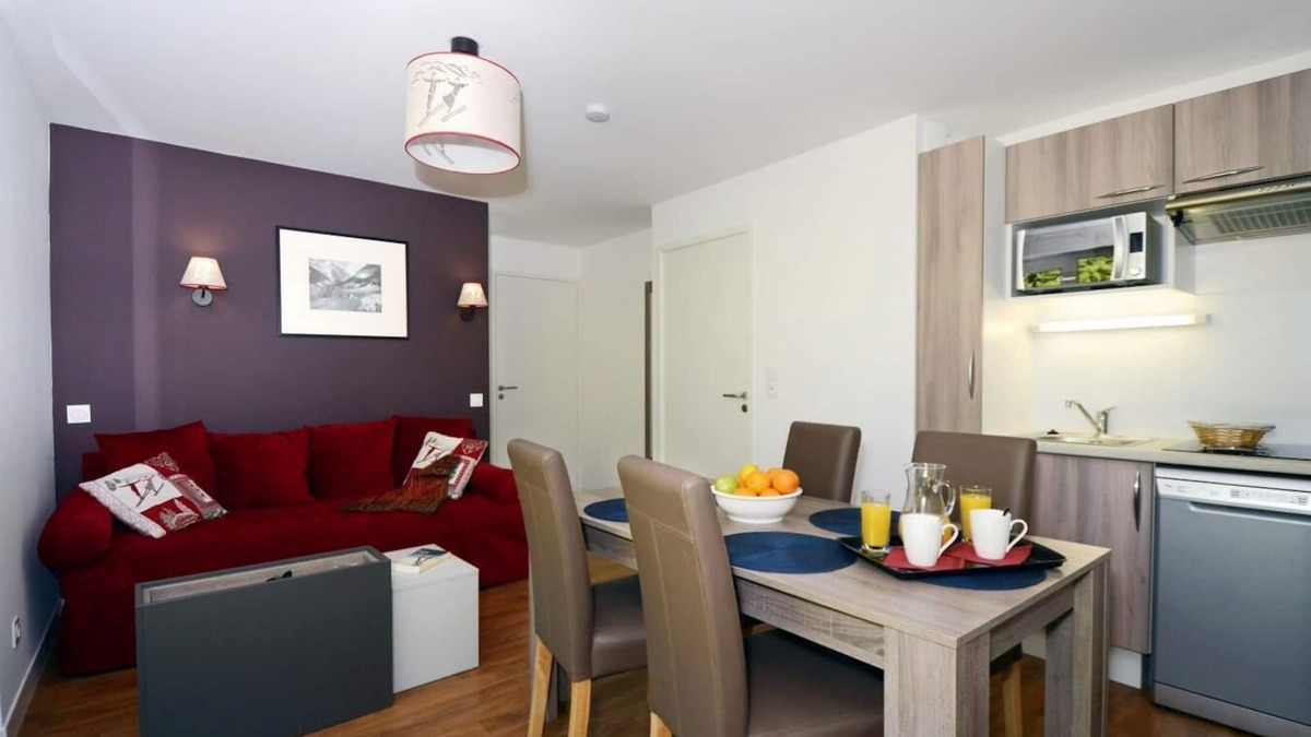Auris Apartment | Wifi, 300m from resort center, fitness, swimming pool, terrace, balcony, tv, ski locker, 55m²