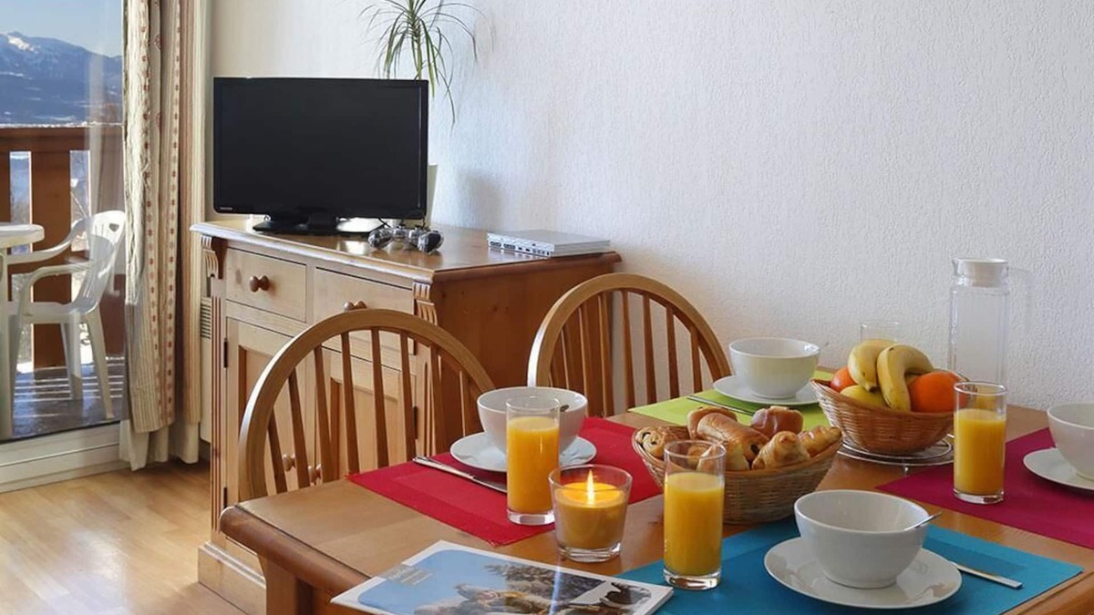 Font-Romeu-Odeillo-Via Apartment | Wifi, fitness, swimming pool, terrace, parking, ski locker, 40m², Font Romeu