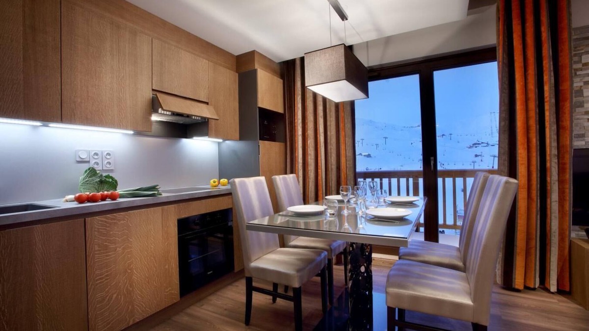 Arc-2000 Apartment | Wifi, ski-in/ski-out & foot of the slopes, fitness, swimming pool, sauna, hammam, balcony, tv