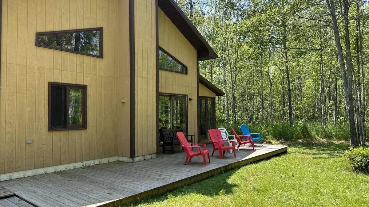 La Pointe Cabin | Wilderness Retreat - Secluded cottage tucked away in the Woods!
