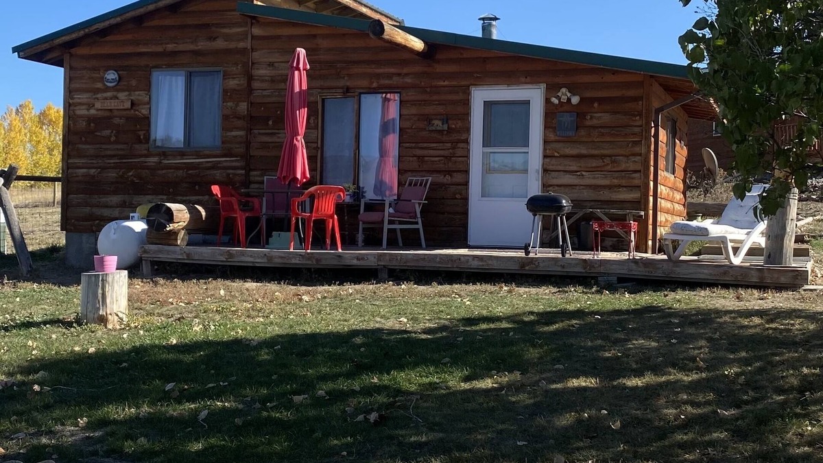 Corvallis Cabin | Wilderness Spirit Cabins 'Bear Cave' cabin-family friendly/sportsman paradise
